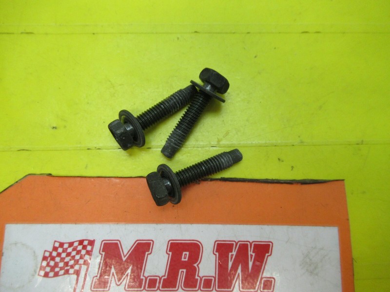 POWER STEERING RESERVOIR MOUNT BRACKET BOLTS BOLT TO CAR BODY for 05 06 G35 350Z