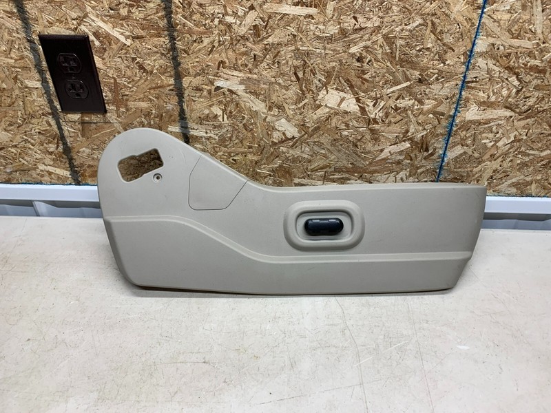 2007-2010 FORD EDGE RIGHT PASSENGER SIDE FRONT SEAT OUTER PLASTIC TRIM COVER TAN