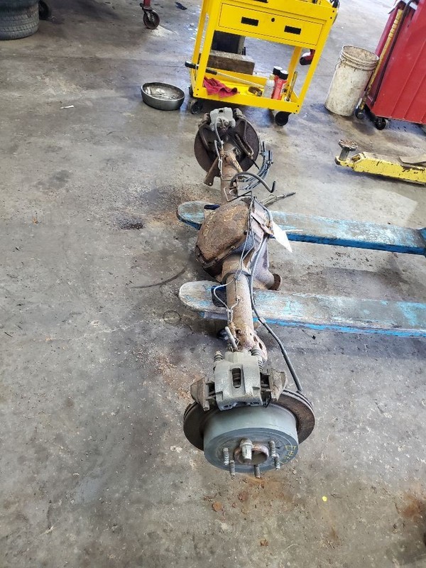 Rear Axle 9.75" Ring Gear Thru 12/19/10 Fits 09-11 FORD F150 PICKUP 306257