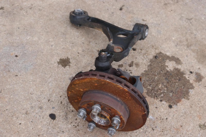 2014-2024 DODGE RAM PROMASTER 1500 FRONT LEFT SPINDLE KNUCKLE WHEEL HUB OEM