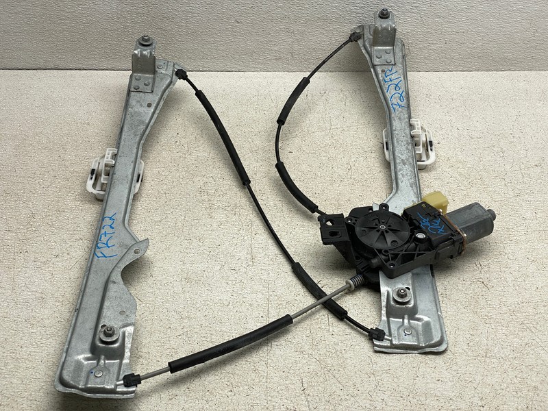 2015-2019 LINCOLN MKC FRONT RIGHT PASSENGER SIDE WINDOW REGULATOR OEM LOT722