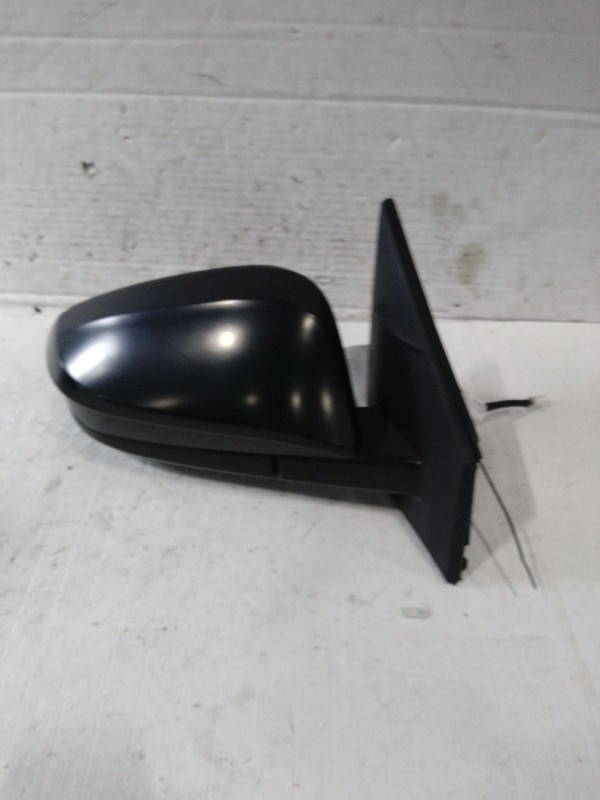 2017 Toyota RAV4 Right Door Mirror Silver OEM 609986 87K Miles