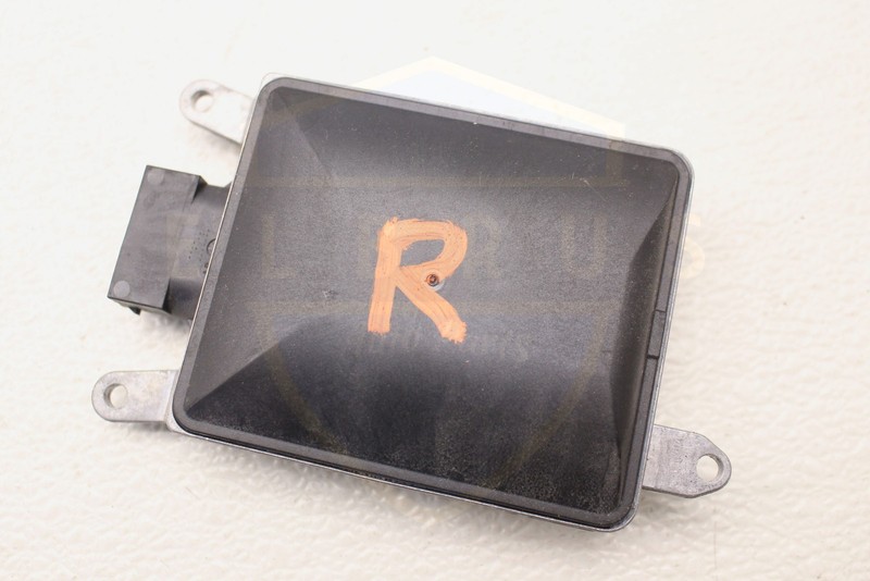 AUDI Q3 15 16 17 18 PASSENGER RIGHT BLIND SPOT ALERT RADAR SENSOR 8U0907566F OEM