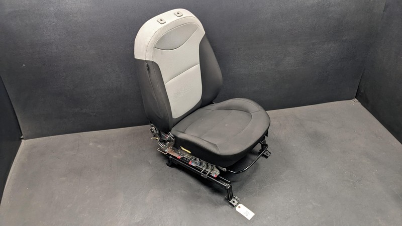 Front Right Passenger Side Seat Cloth 2019 Kia Soul 2017 2018