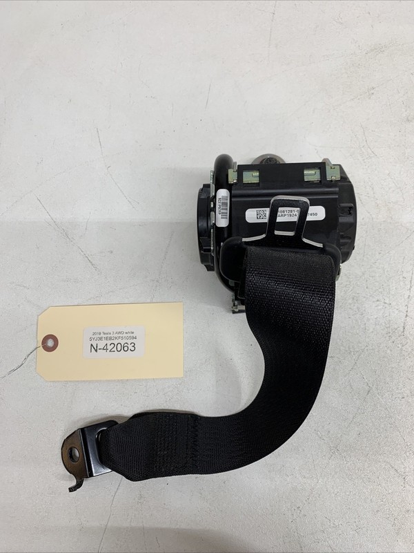 17-22 TESLA MODEL 3 REAR LEFT OR RIGHT SEAT BELT RETRACTOR 108128101F 42063 B70