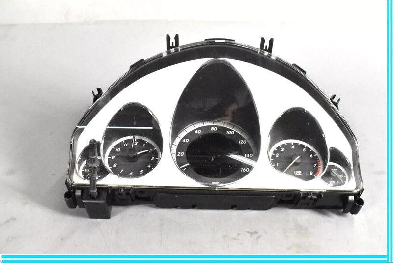 2012 Mercedes W207 E550 E350 Instrument Cluster Speedometer 2129004213 OEM