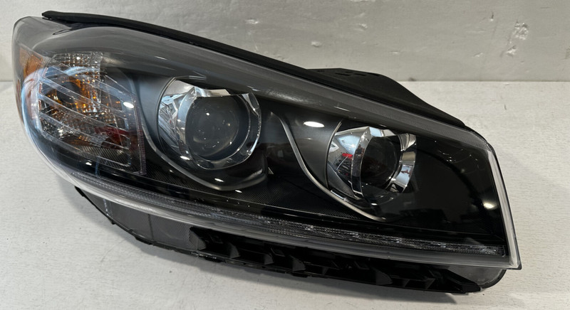 2019-20 KIA SORENTO RH HEADLAMP ASSY OEM PART# 92102-C6510