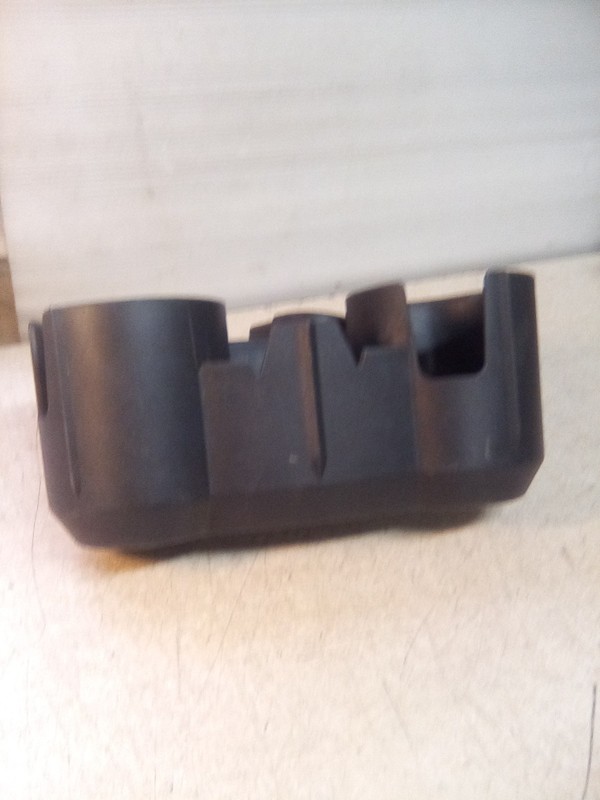 2017 Western Star Cupholder A18-66065-000