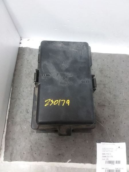 Fuse Junction Box Engine Compartment Fits 17 PACIFICA 1123694