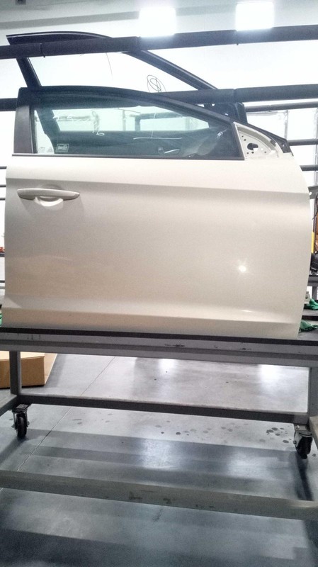 2017 Hyundai Elantra Right Door Gold OEM Used 121k Miles K50446