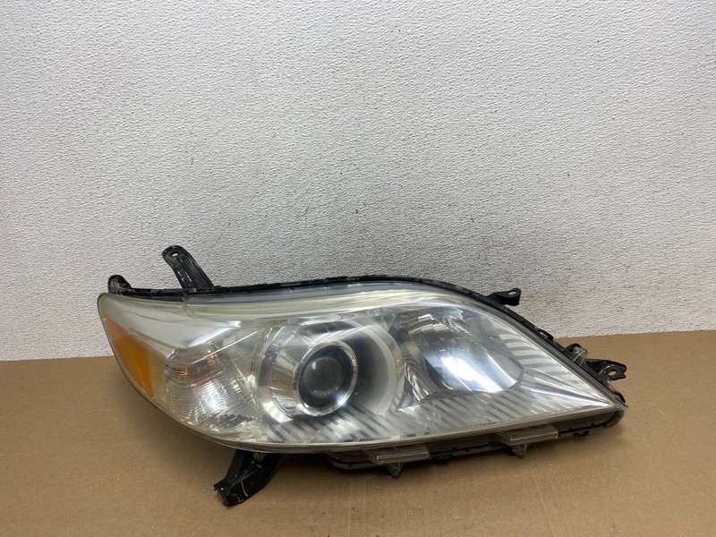 2011-2014 Toyota Sienna Right Passenger RH Halogen Headlight AE4851 DW
