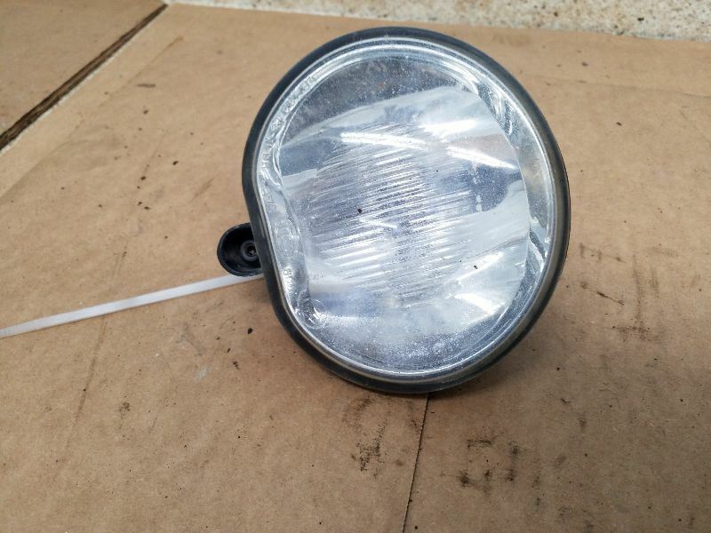 Passenger Corner/Park Light Fog-driving Fits 03-10 DODGE 3500 PICKUP 201409