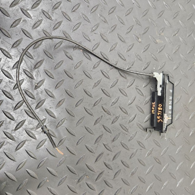 99-02 Ford Expedition Gear Shifter Indicator W/ Cable Assembly OEM NL3Z-7A110-A