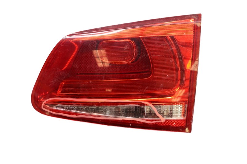 11-14 Volkswagen VW Touareg Right Passenger Inner Tail Light Lamp 7P6945094 OEM