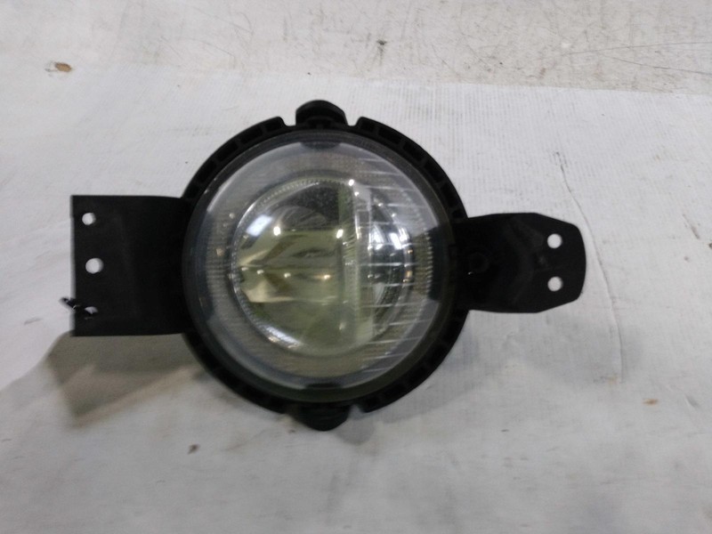 Used Turn Signal / Parking Light Assembly fits: 2016 Mini Countryman Park Lamp-T