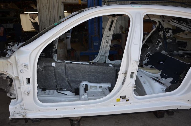 2010-2016 Porsche Panamera 970 4.8L Driver Left Side Rocker and Post Cut