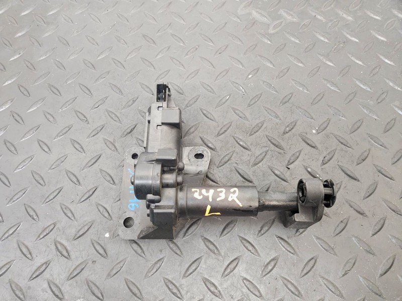 01-20 Dodge Caravan Left Driver Quarter Window Actuator Vent Motor OEM 4717607AC