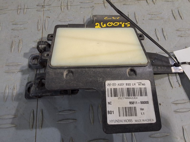 2013-2016 Hyundai Santa Fe Driver Blind Spot Alert Radar Unit LWB 3.3l LH