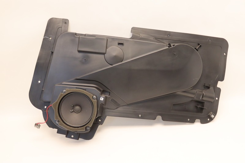2018-2024 VOLVO VNL 860 FRONT RIGHT SIDE DOOR FRAME COVER PANEL 84732268 OEM