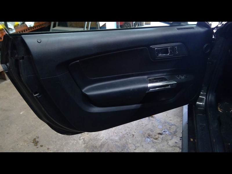 2017 MUSTANG Driver Left Front Door Trim Panel 1580837