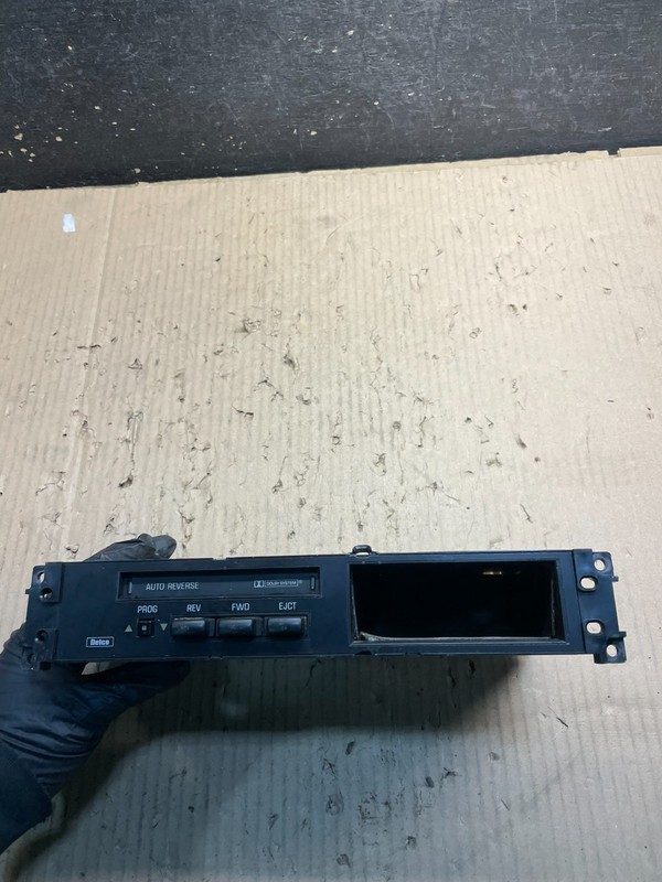 1988 to 1992 Buick RegalRadio AM/FM Cassette Player Oem X0862 DG
