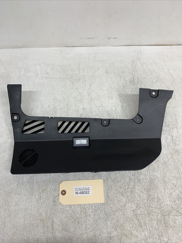 20-22 TESLA MODEL Y RIGHT PASSENGER FOOTWELL COVER 1507073-00-B 48052 B51