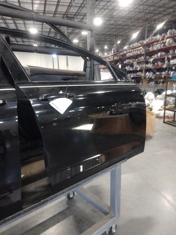 2015 Chrysler 200 Right Front Door Black OEM Used Good Condition 290381