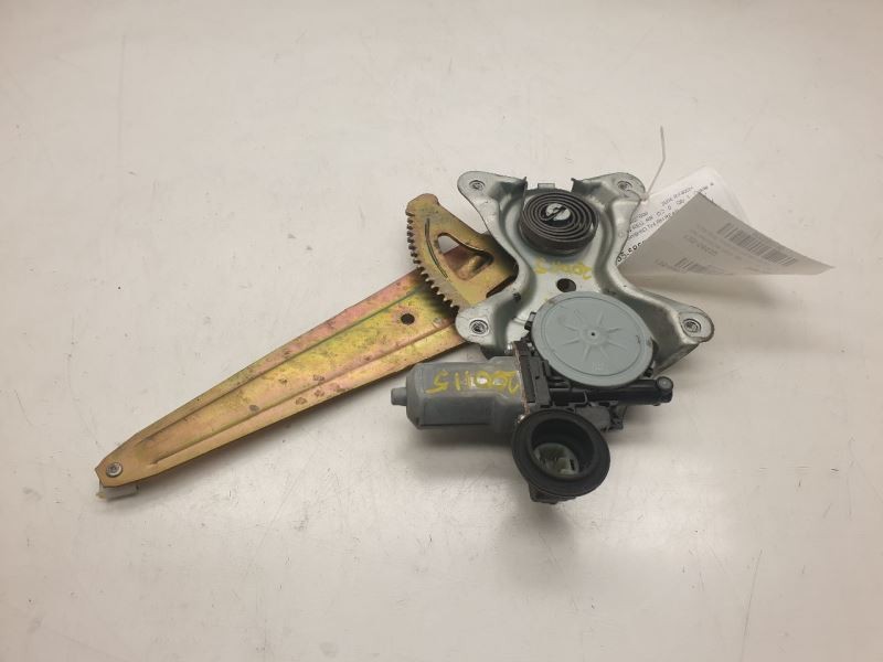 02-06 TOYOTA CAMRY HYBRID PASSENGER SIDE REAR DOOR WINDOW REGULATOR