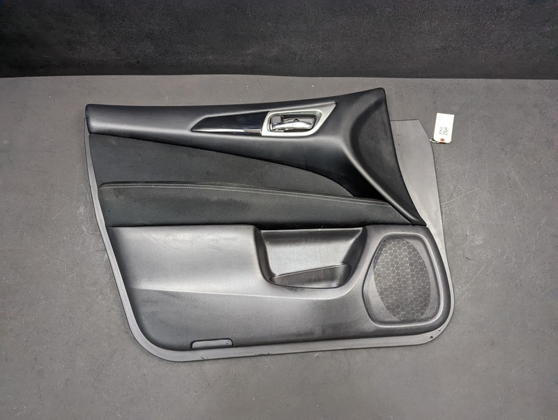Front Left Driver Door Trim Panel 2017 Nissan Pathfinder 809A1-9PJ0A 2016 2018