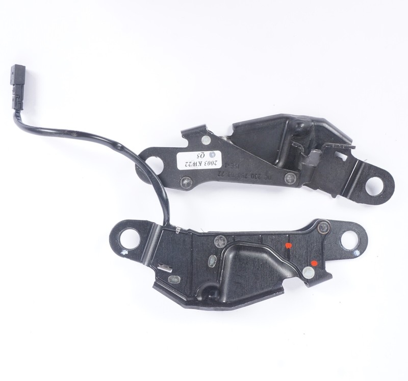 Front Top Roof Latch Left and Right Pair Set OEM 03-08 Mercedes R230 SL500 SL55