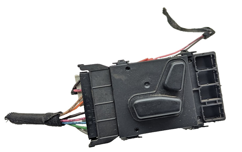98-05 MERCEDES ML320 PASSENGER POWER SEAT ADJUST SWITCH 0365458428