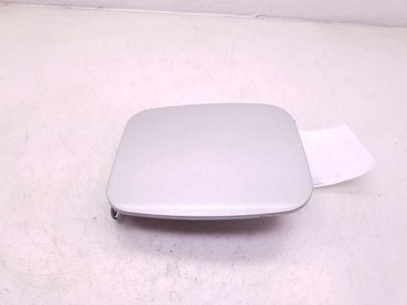 10 TOYOTA MATRIX S FUEL FILLER DOOR SILVER-1F7