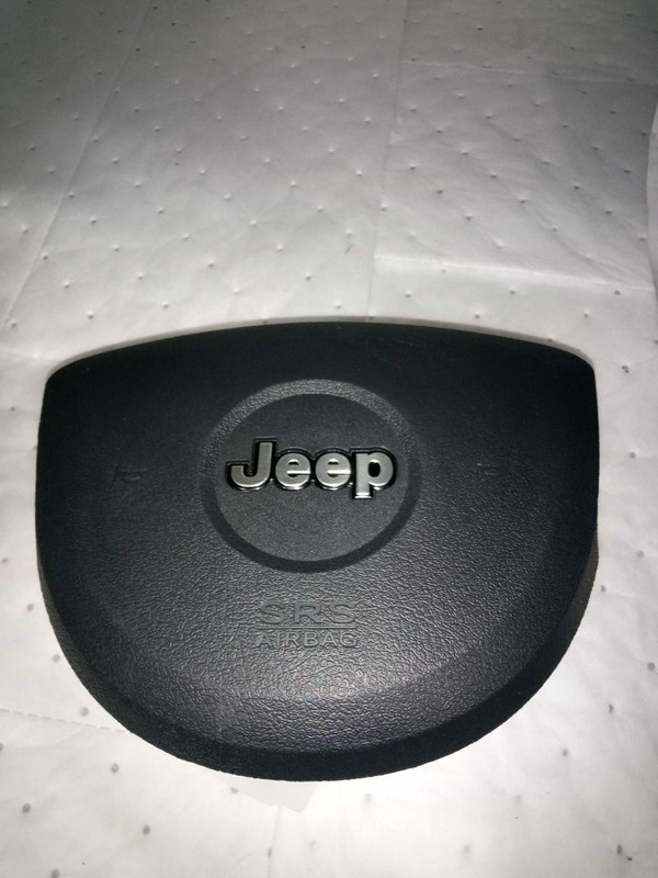 2010 Jeep Grand Cherokee Steering Wheel Air Bag Red OEM 1EB40BD1AE 165K Miles