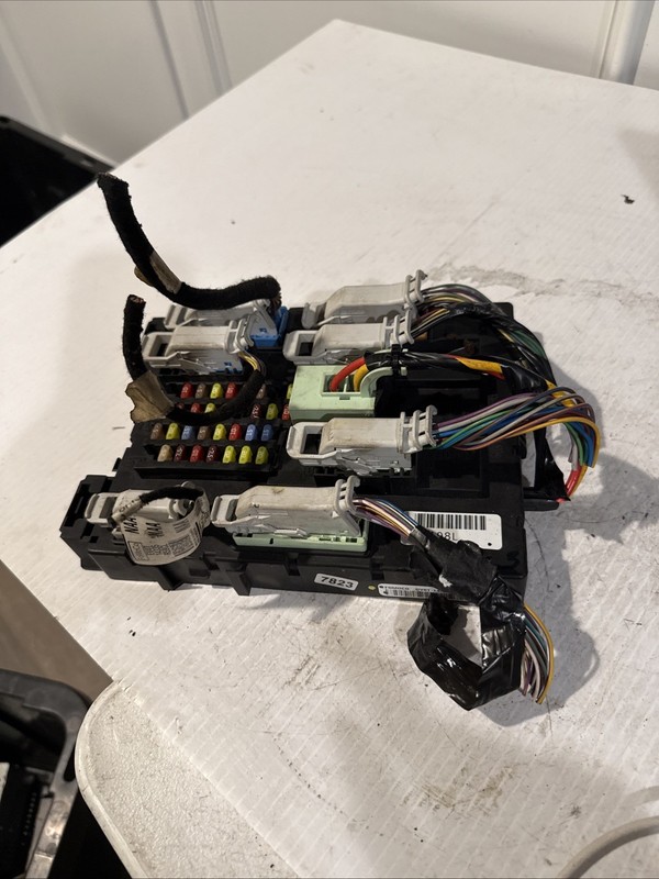 DV6T-14A073-JF Ford 2014 2015 Escape Focus Body Control Module Fuse Box OEM G2
