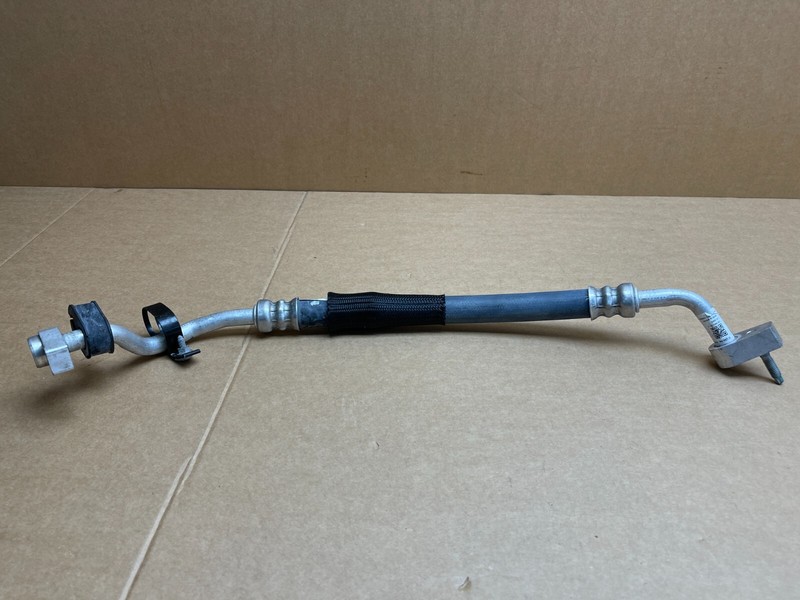 2016-2021 TESLA MODEL X LIQUID SUCTION TO RIGHT HAND ROCKER HOSE PIPE LINE OEM