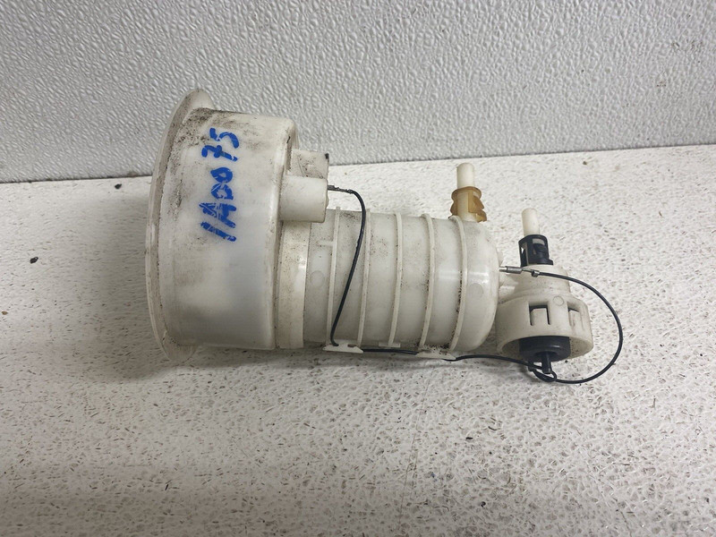 2005 BMW Z4 Fuel Pump Bracket Filter Oem
