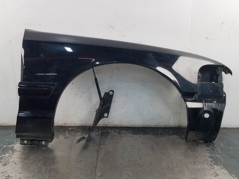 2003 03 04 Mercury Marauder Right Passenger Fender - * #5842 M6