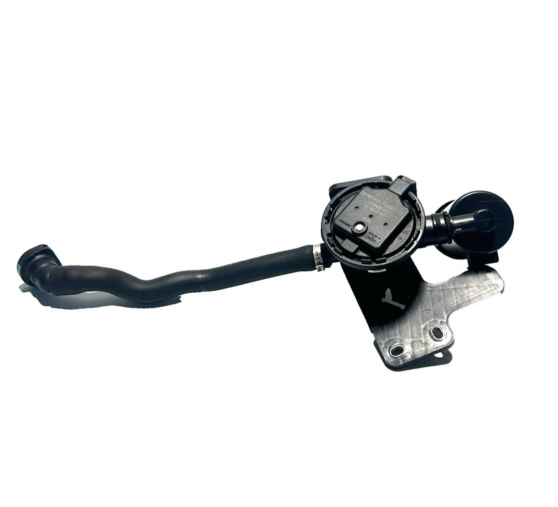 π 2013 - 2017 BMW X3 SDRIVE28I PRESSURE CONVERTER FUEL VAPOR VALVE 7158607 OEM