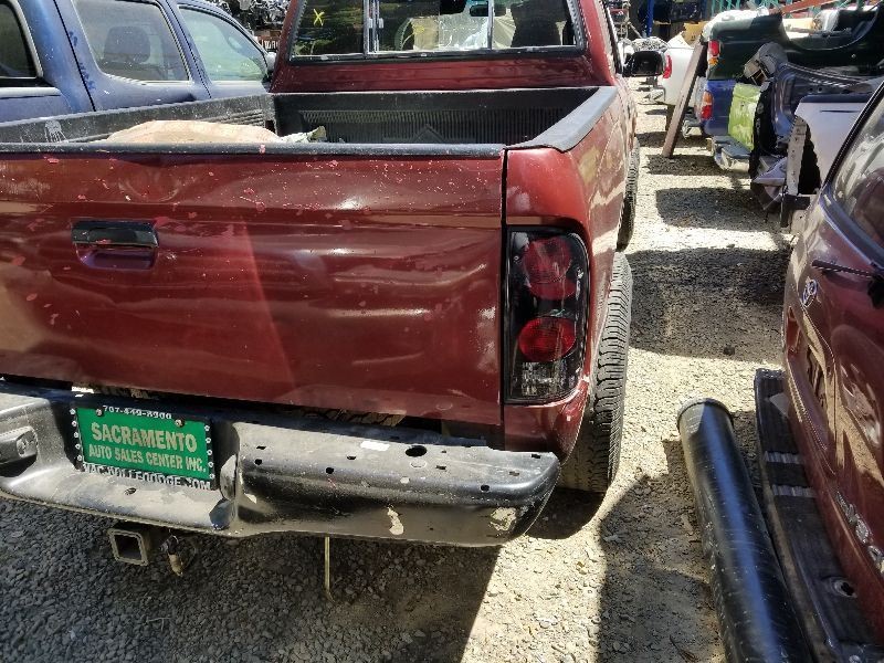 95-04 TOYOTA TACOMA SR5 REAR BUMPER RED-3K4 DENTS