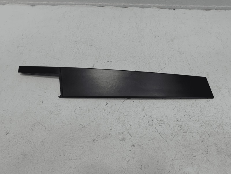 18-23 Volkswagen Atlas Front Left Driver Side Door B Pillar Applique Molding OEM