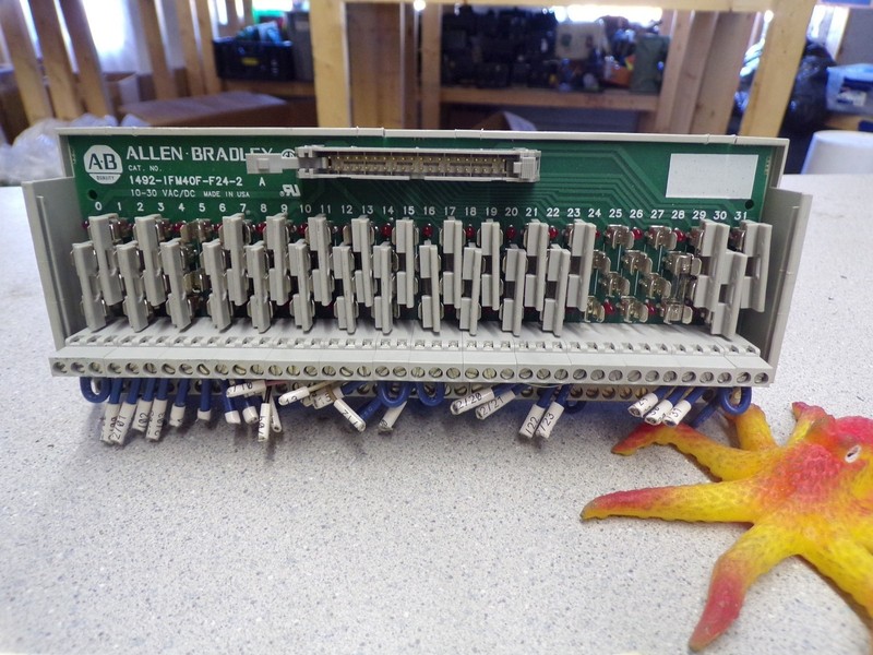 Allen Bradley 1492-1FM40F-F24-2 Series A Interface Module *FREE SHIPPING*