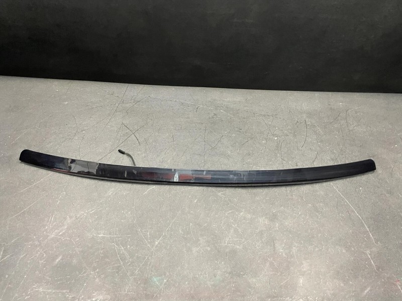 High Mount 3rd Brake Light Lamp 2019 Audi S5 Coupe 8W6945097B 2018 2020-2023 X