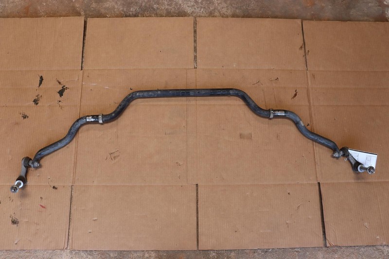 2008-2013 INFINITI G37 COUPE RWD FRONT STABILIZER ANTI ROLL SWAY BAR SUPPORT OEM