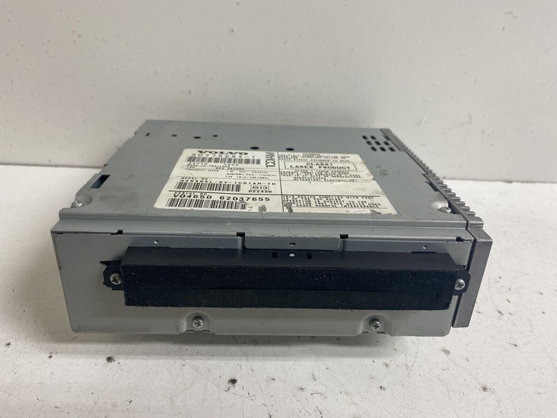 2006 Volvo C70 Convertible Radio Stereo Single Disc CD Player 30775284-1 Oem