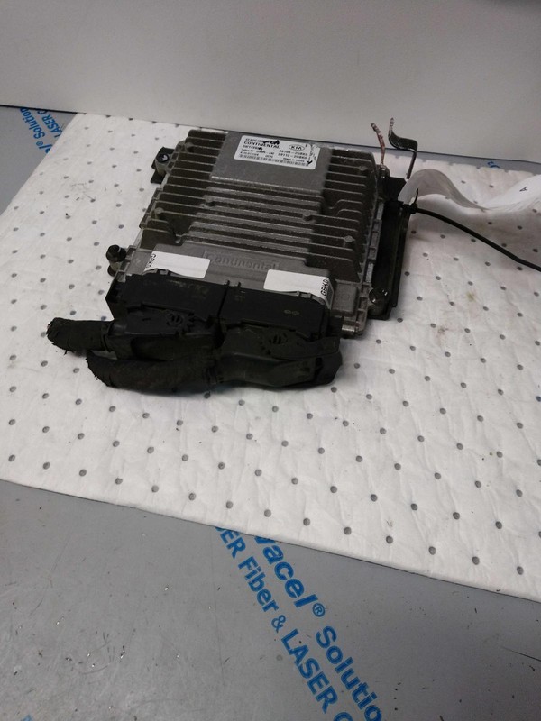 2014 KIA Sorento Engine Control Module ECM 2.4L Black OEM 391132GBM5