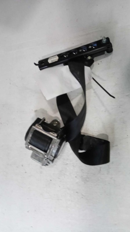 2012 Land Rover LR4 OEM Grey Seat Belt - Used, 103K Miles, Warranty Included
