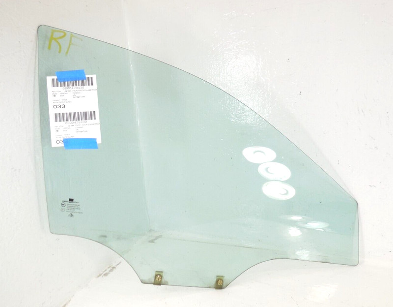 2004-2006 Suzuki Verona Front Door Window Glass Passenger Right RH OEM