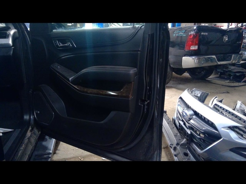 2016 SUBURBAN Passenger Right Front Door Trim Panel 1640065