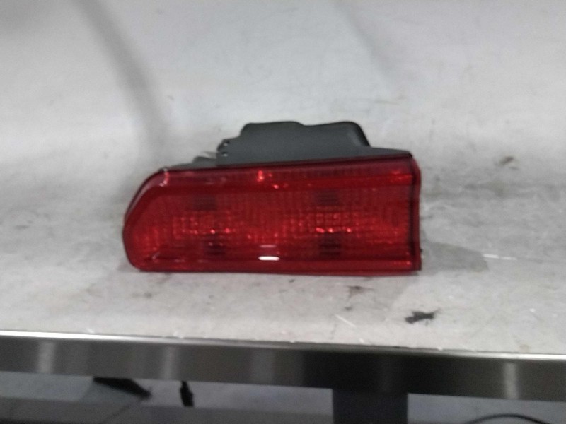 2011 Dodge Challenger Left Tail Light Assembly White 312930 Used 175K Miles