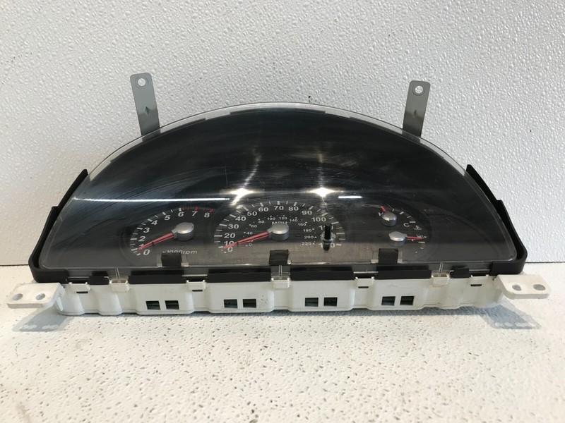 04-06 Kia Sorento Speedometer Instrument Cluster OEM